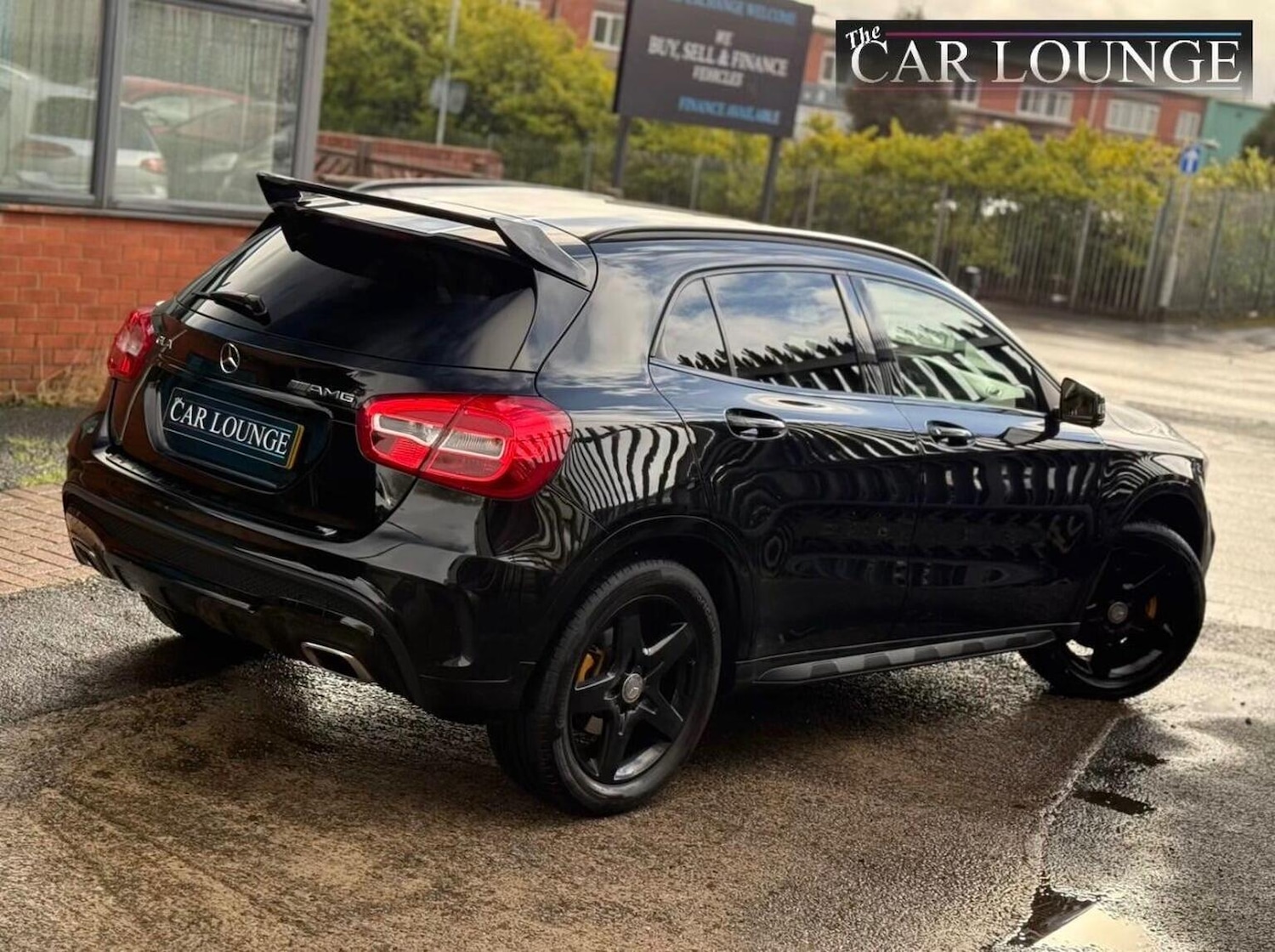 Used Mercedes-Benz GLA 2015 for sale - 77572795: Photo 2