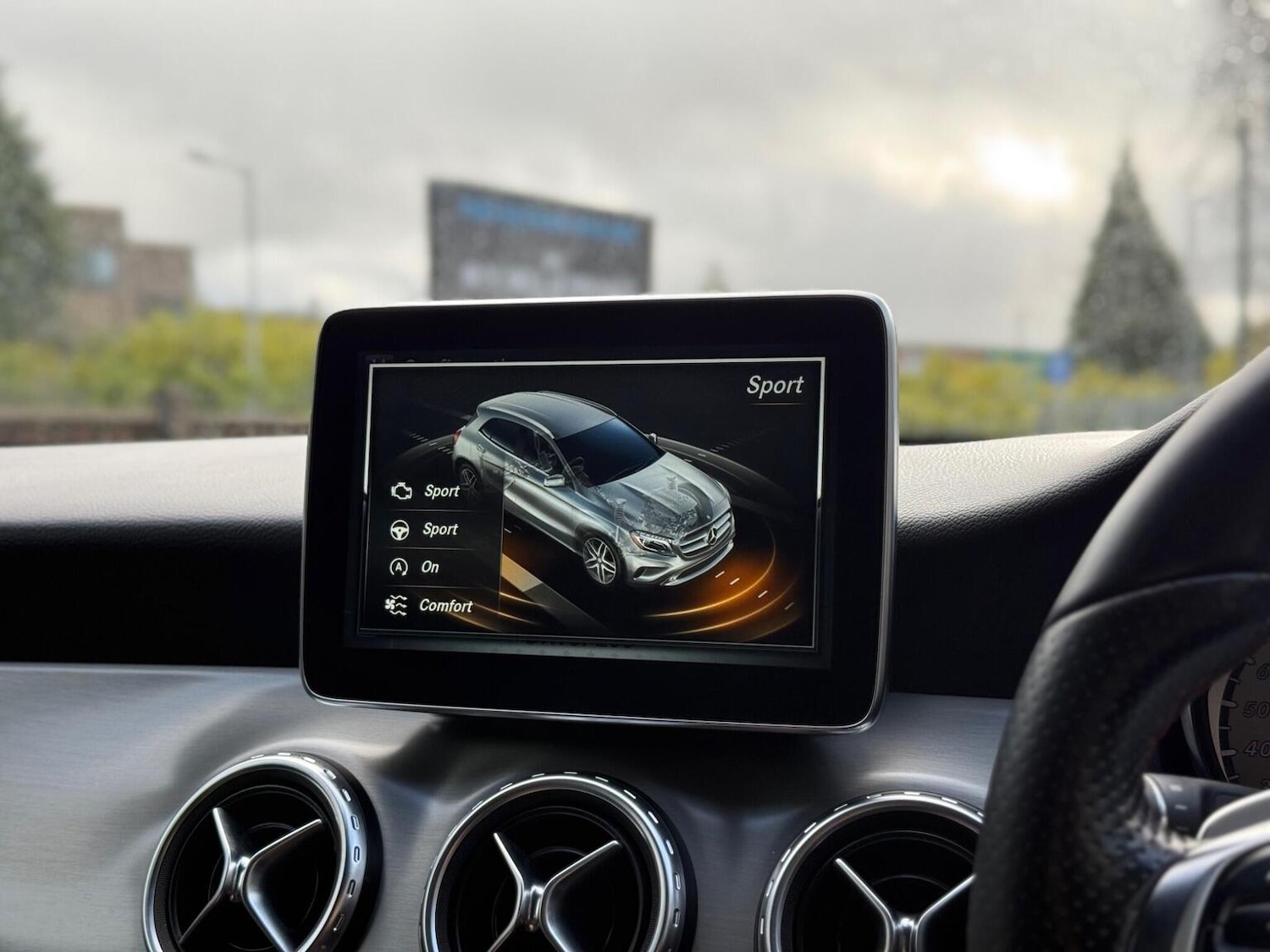 Used Mercedes-Benz GLA 2015 for sale - 77572795: Photo 29