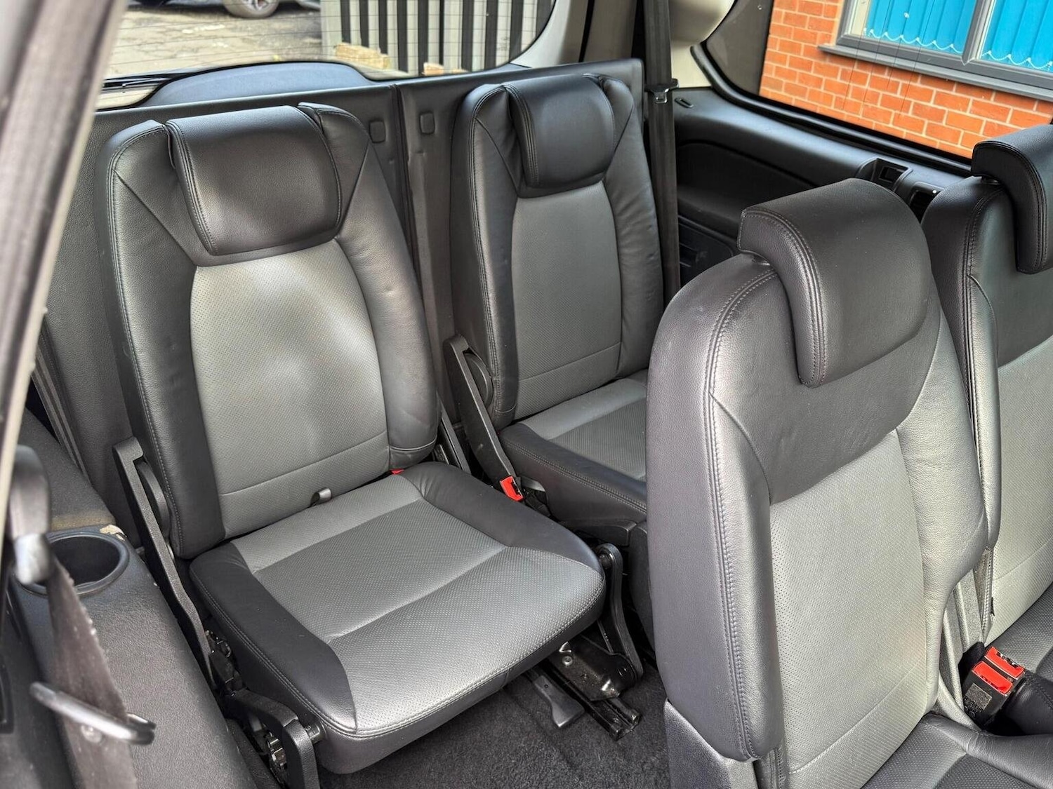 Used Ford Galaxy 2011 for sale - 76186718: Photo 8