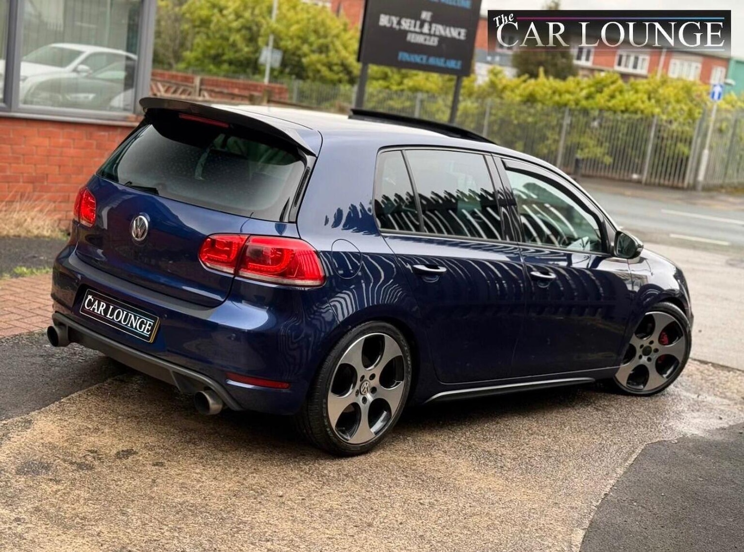 Used Volkswagen Golf 2012 for sale - 77474851: Photo 2