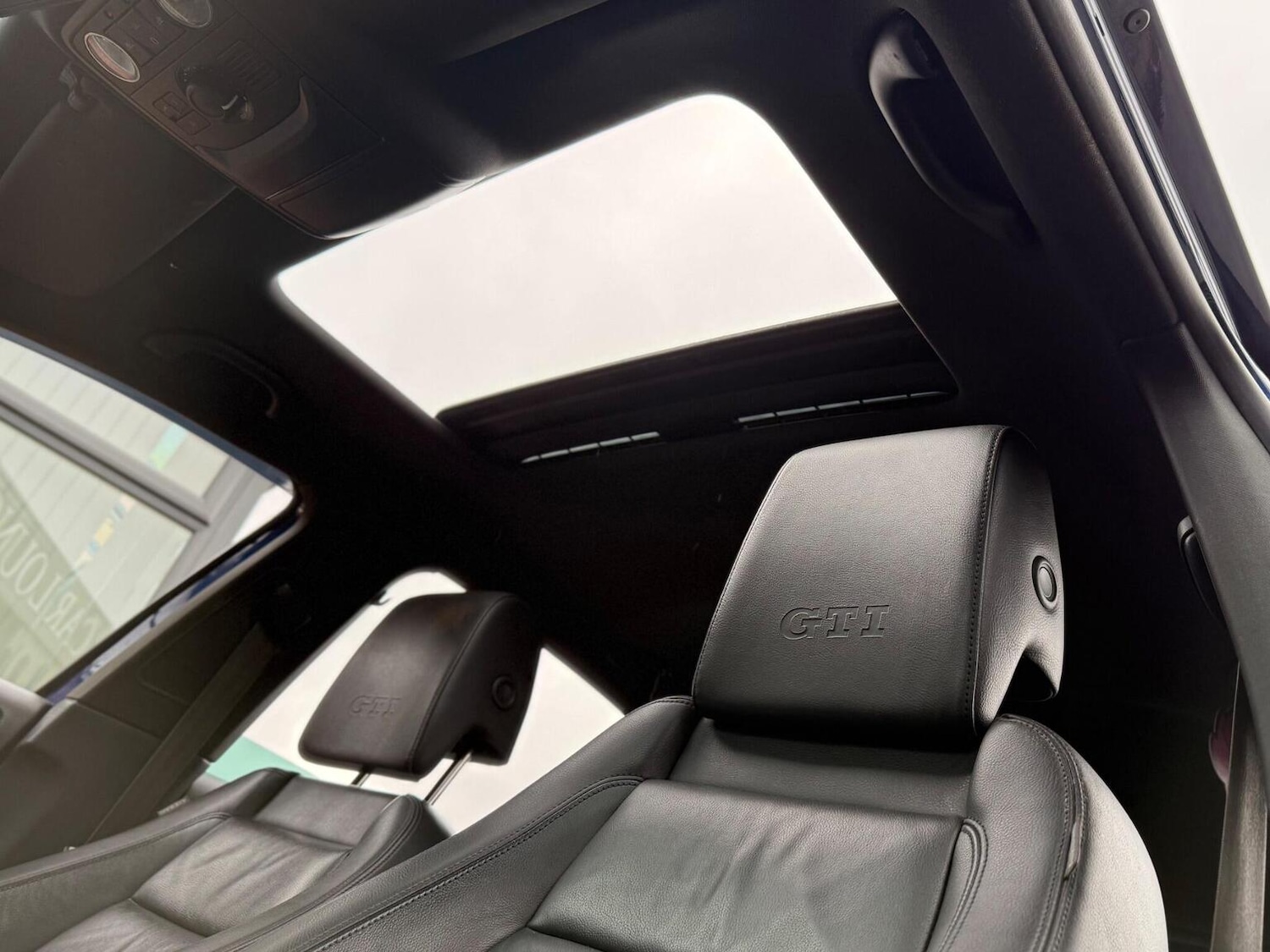 Used Volkswagen Golf 2012 for sale - 77474851: Photo 4