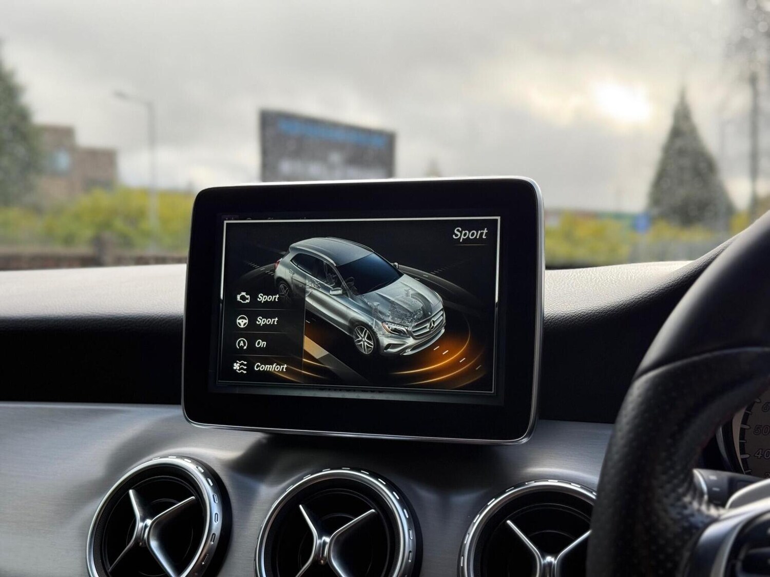 Used Mercedes-Benz GLA 2015 for sale - 77807104: Photo 28