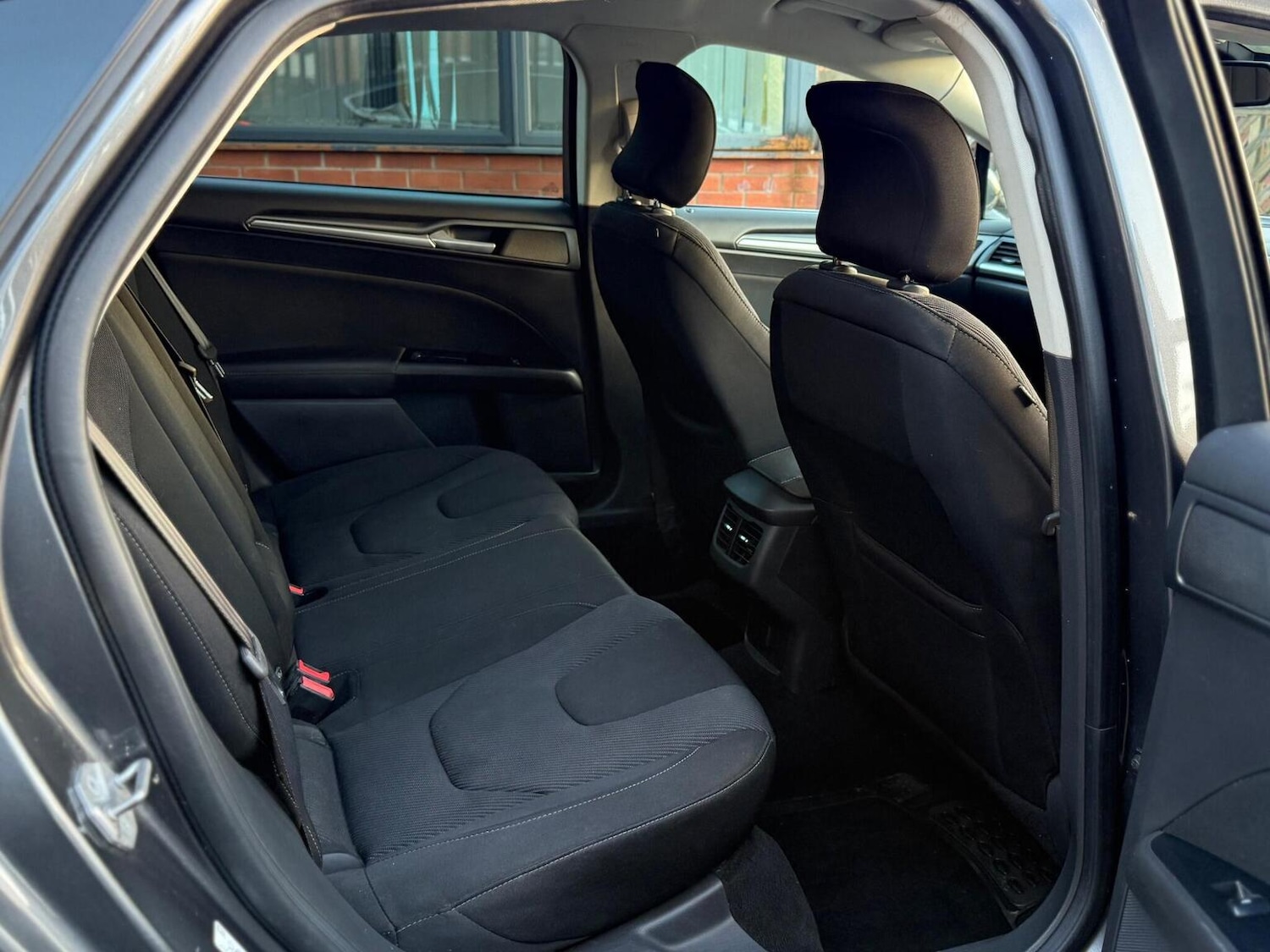 Used Ford Mondeo 2015 for sale - 76924412: Photo 12