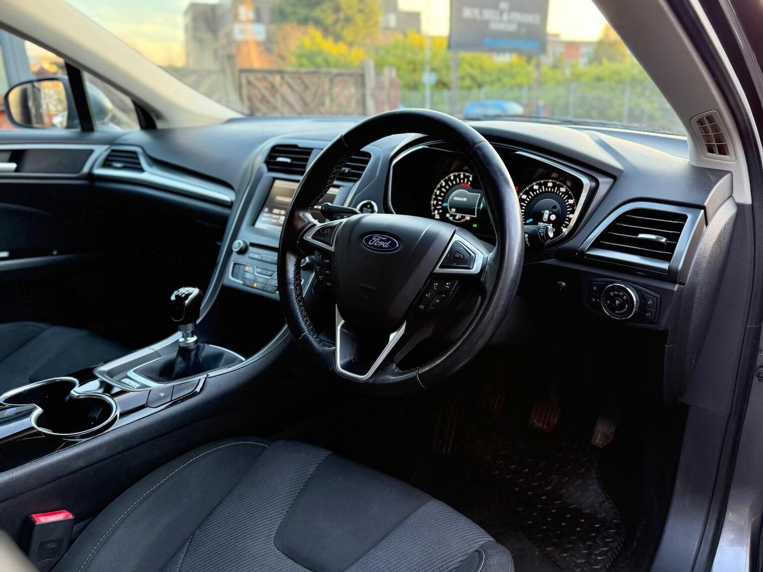 Used Ford Mondeo 2015 for sale - 76924412: Photo 14