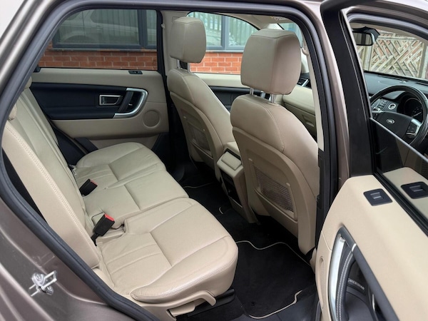 Used Land Rover Discovery Sport 2016 for sale - 75621108: Photo 16