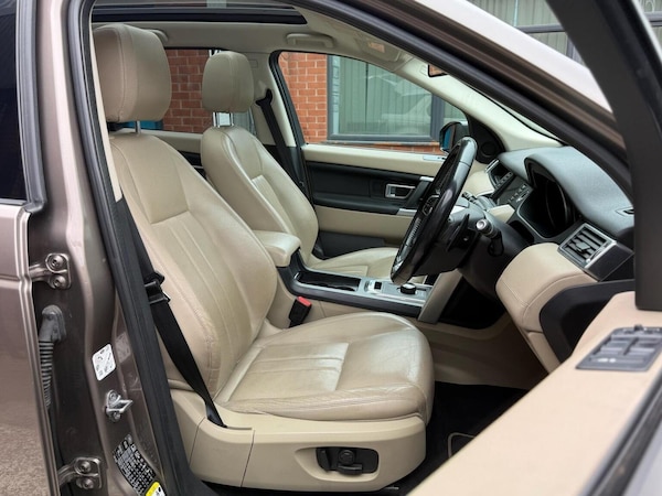 Used Land Rover Discovery Sport 2016 for sale - 75621108: Photo 17
