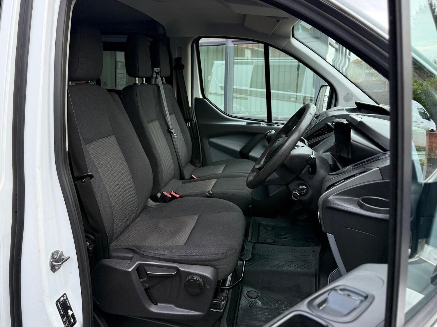 Used Ford Transit Custom 2017 for sale - 76483048: Photo 14