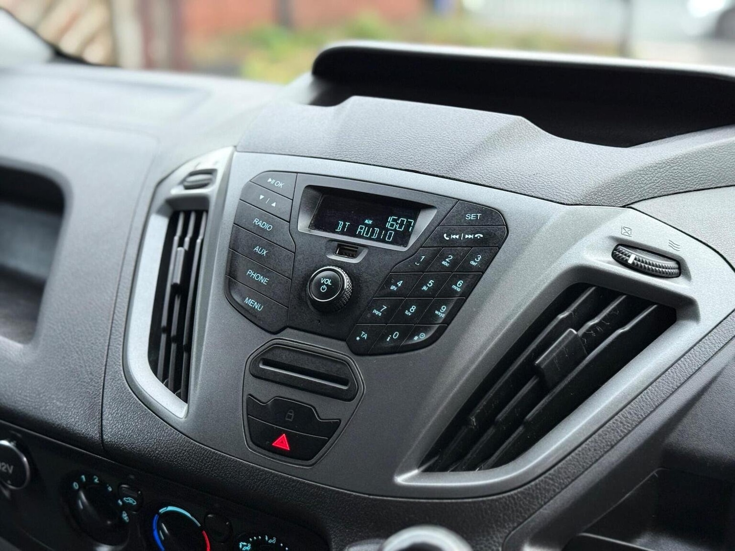 Used Ford Transit Custom 2017 for sale - 76483048: Photo 19