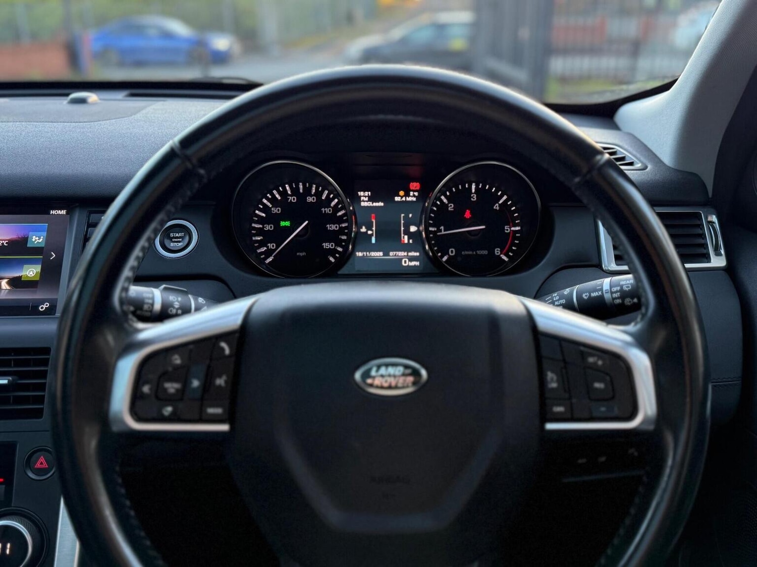 Used Land Rover Discovery Sport 2016 for sale - 76631478: Photo 18