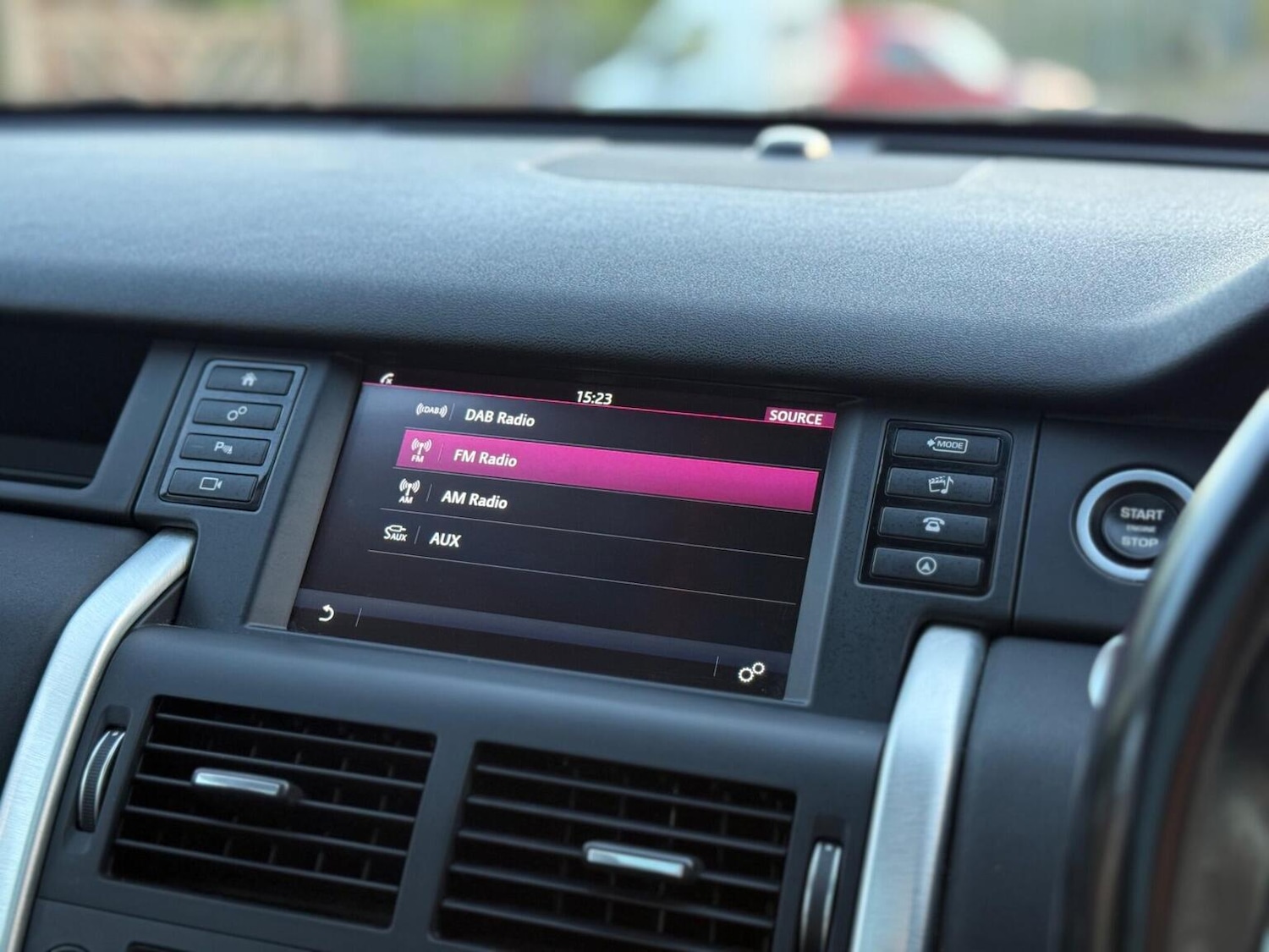 Used Land Rover Discovery Sport 2016 for sale - 76631478: Photo 25