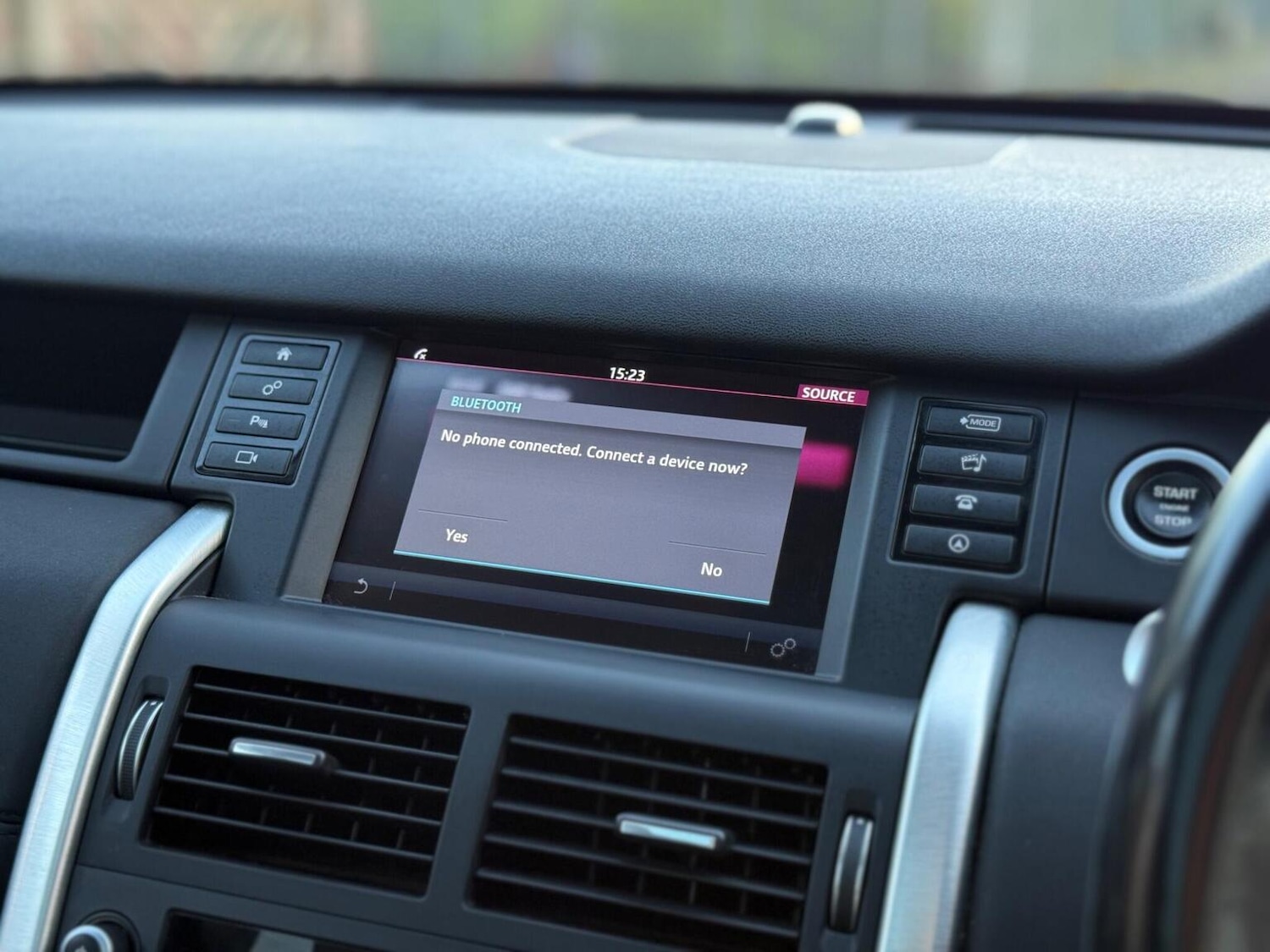 Used Land Rover Discovery Sport 2016 for sale - 76631478: Photo 26