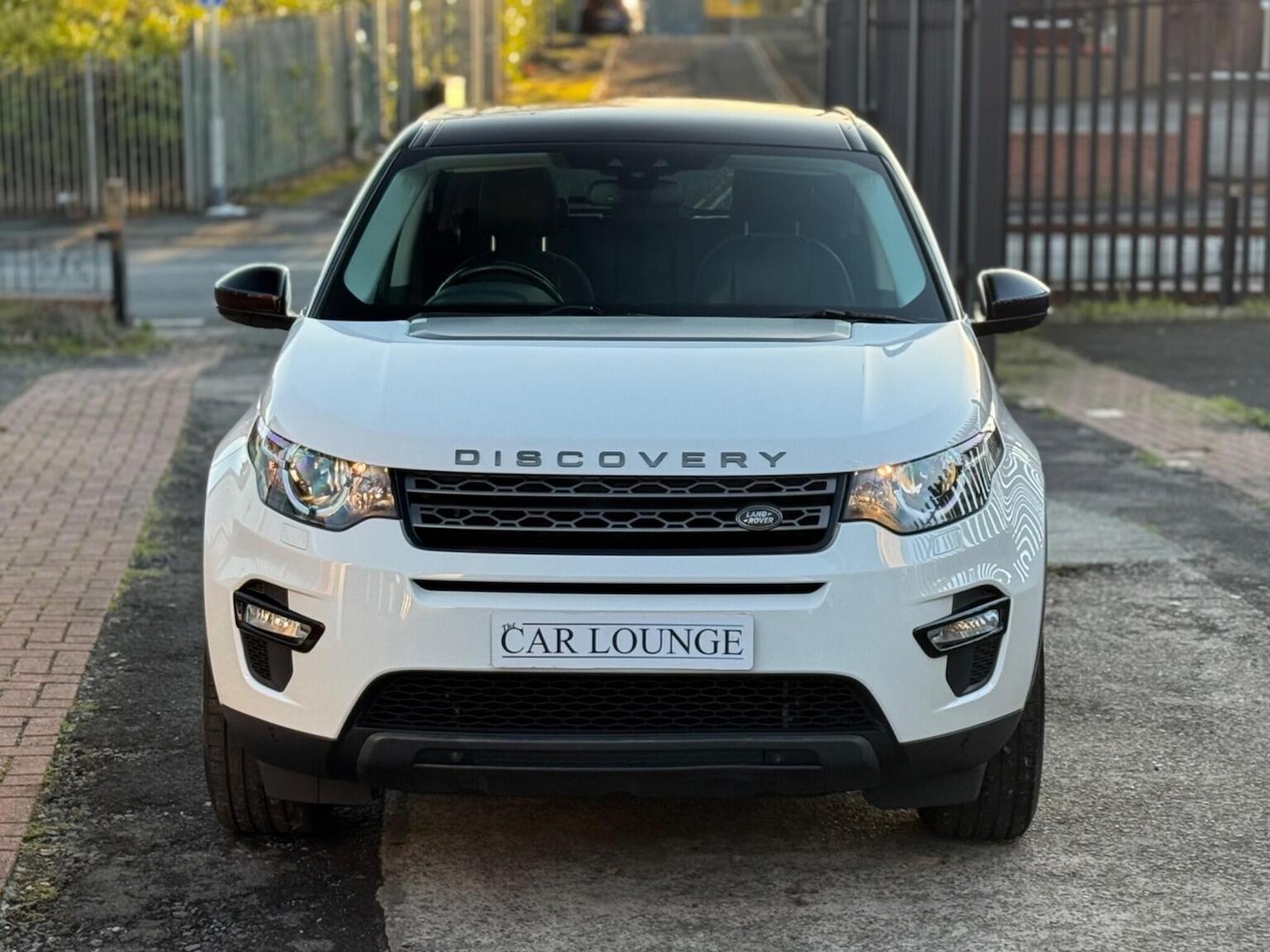 Used Land Rover Discovery Sport 2016 for sale - 76631478: Photo 8