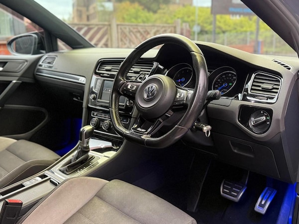 Used Volkswagen Golf 2015 for sale - 76242912: Photo 15