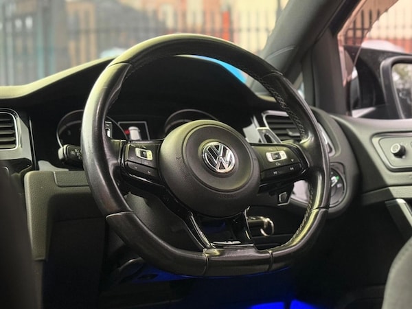 Used Volkswagen Golf 2015 for sale - 76242912: Photo 17
