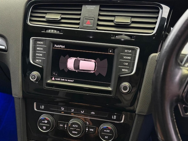 Used Volkswagen Golf 2015 for sale - 76242912: Photo 21
