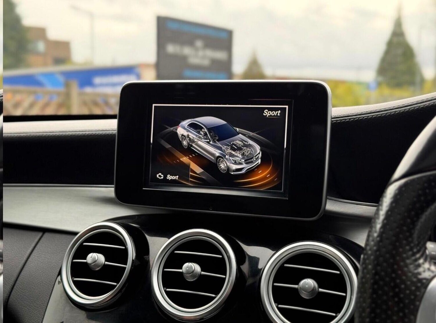 Used Mercedes-Benz C Class 2015 for sale - 77991570: Photo 26