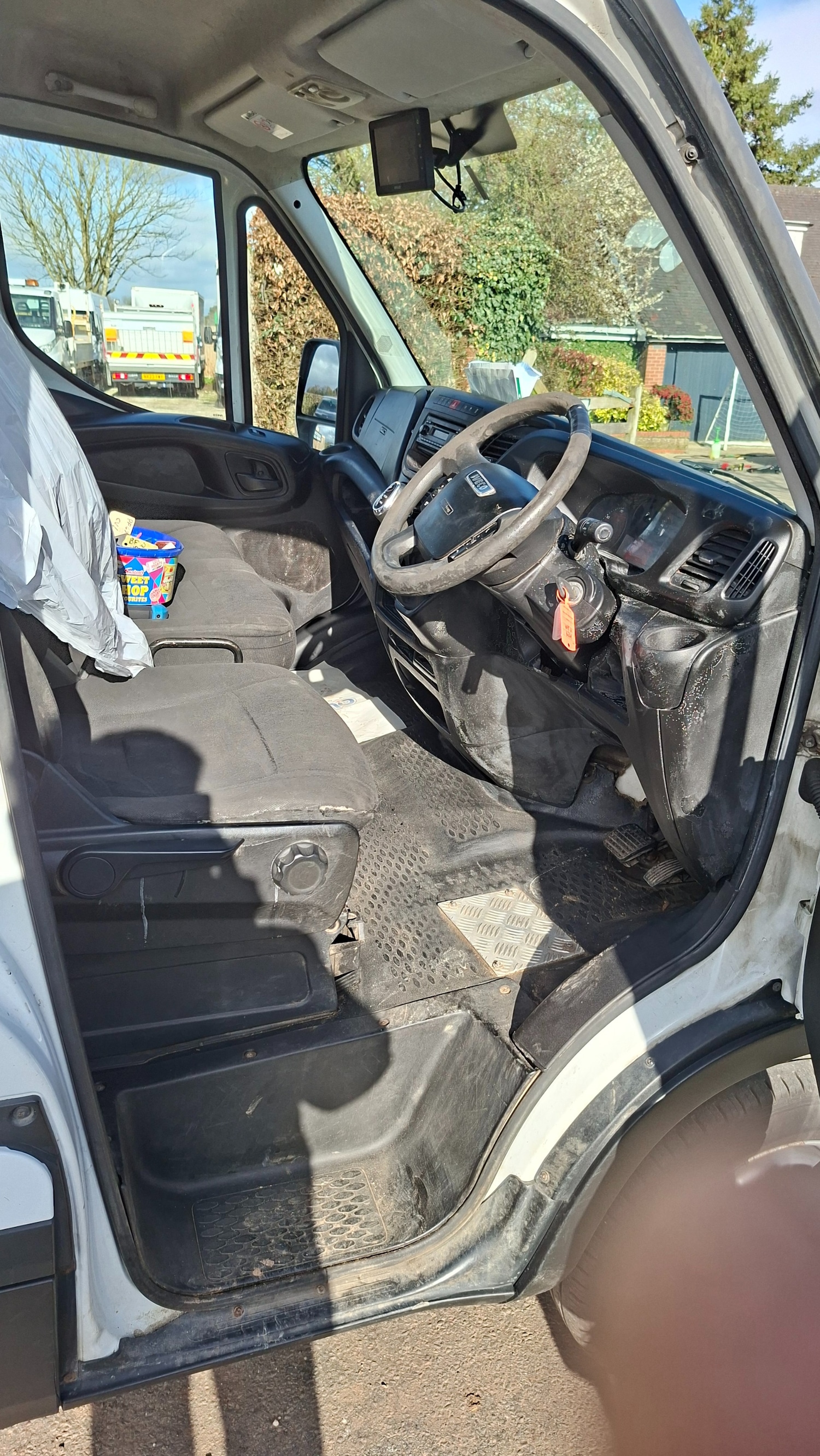 Used Iveco Daily 2015 for sale - 77880914: Photo 2