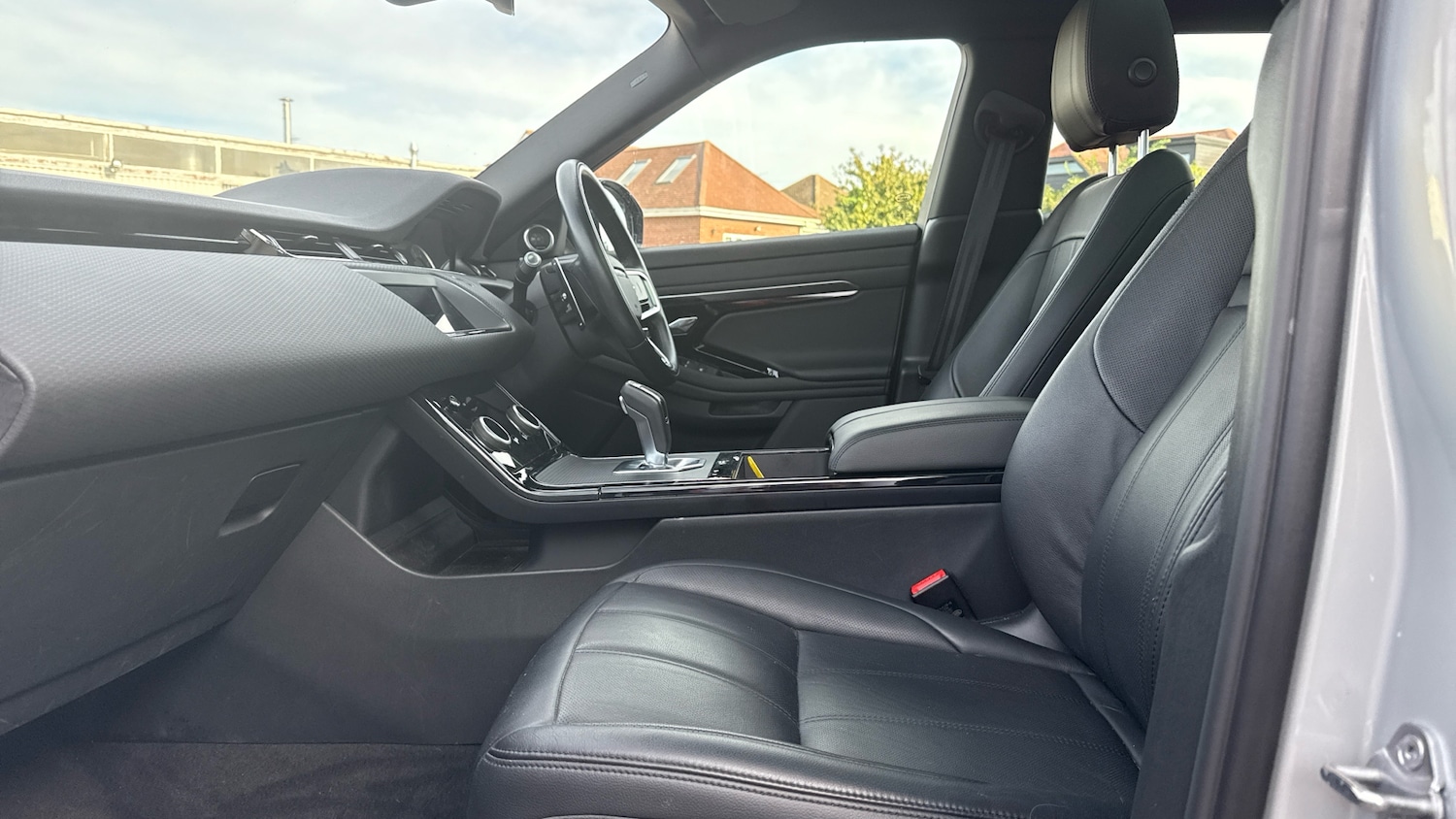 Used Land Rover Range Rover Evoque 2021 for sale - 76030140: Photo 3