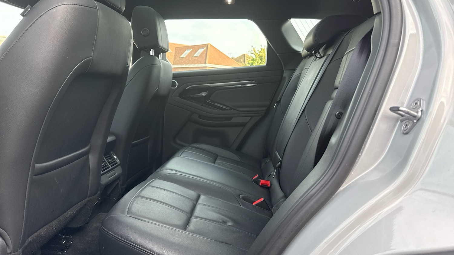 Used Land Rover Range Rover Evoque 2021 for sale - 76030140: Photo 4