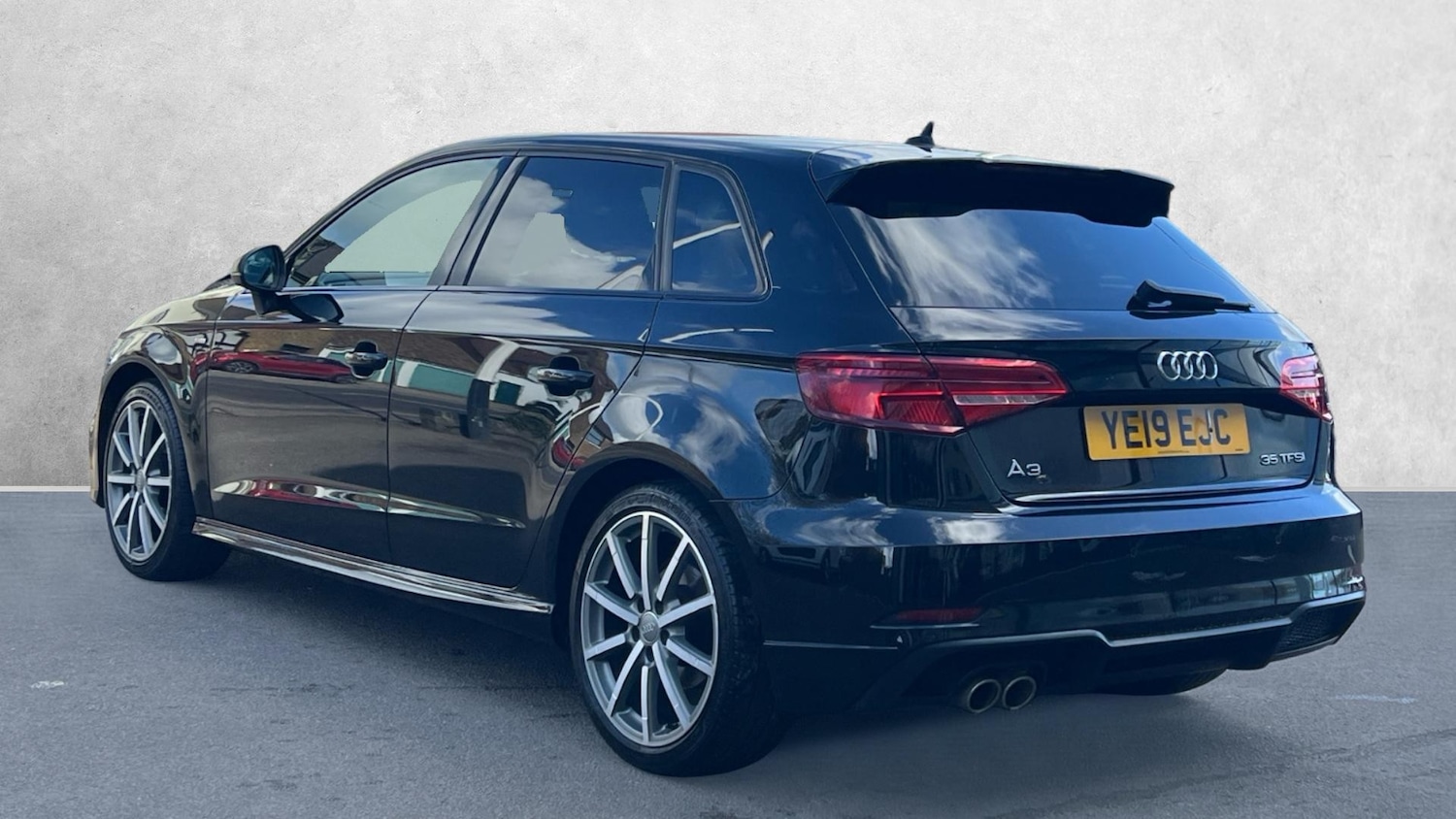 Used Audi A3 2019 for sale - 78070253: Photo 2