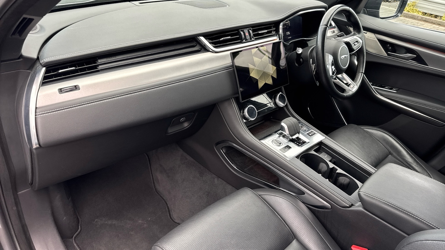 Used Jaguar F-Pace 2022 for sale - 76741024: Photo 23