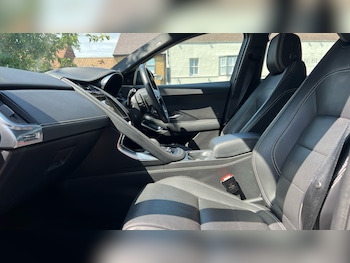 Used Jaguar E-Pace 2023 for sale - 79410348: Photo