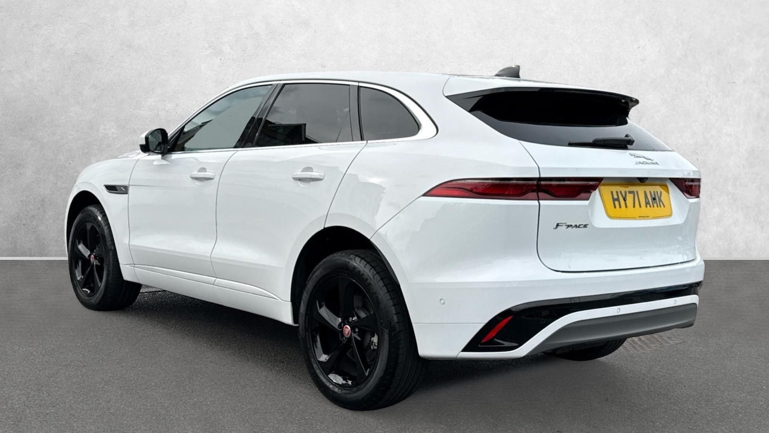 Used Jaguar F-Pace 2021 for sale - 76699584: Photo 2