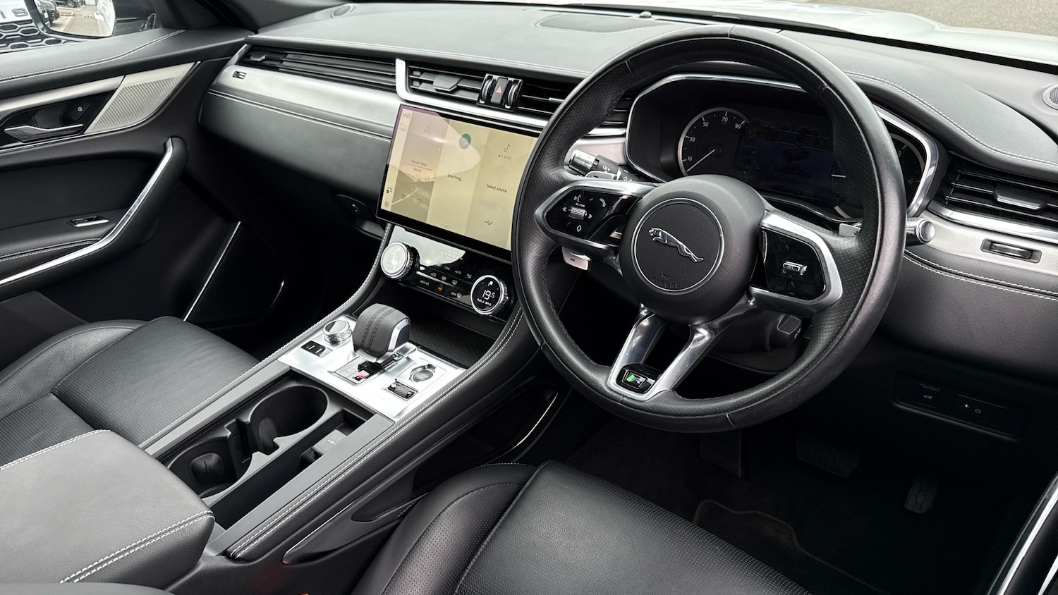 Used Jaguar F-Pace 2021 for sale - 76699584: Photo 22