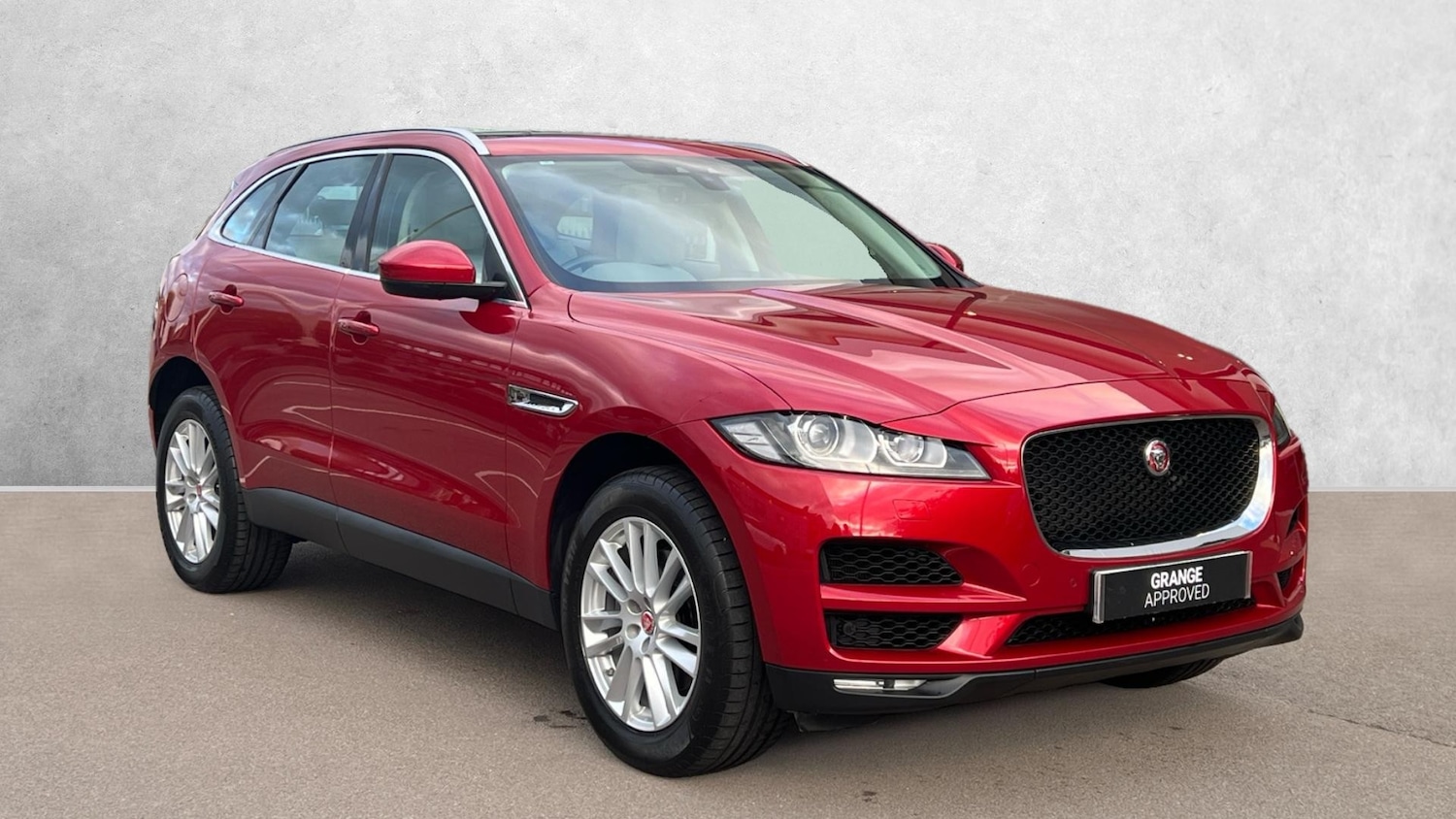 Used Jaguar F-Pace 2019 for sale - 75898975: Photo 1