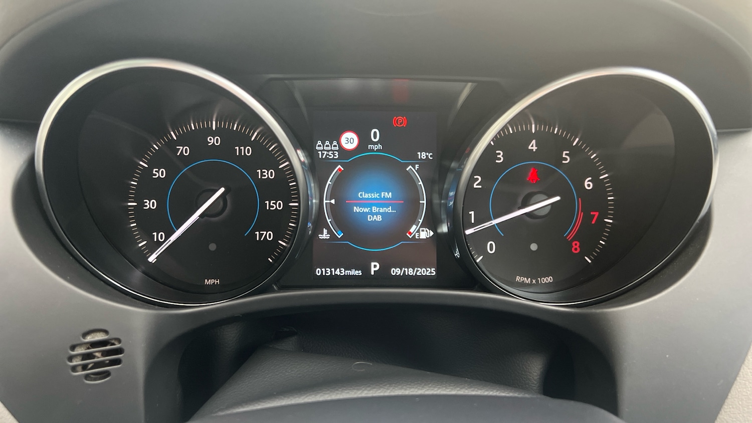 Used Jaguar F-Pace 2019 for sale - 75898975: Photo 16