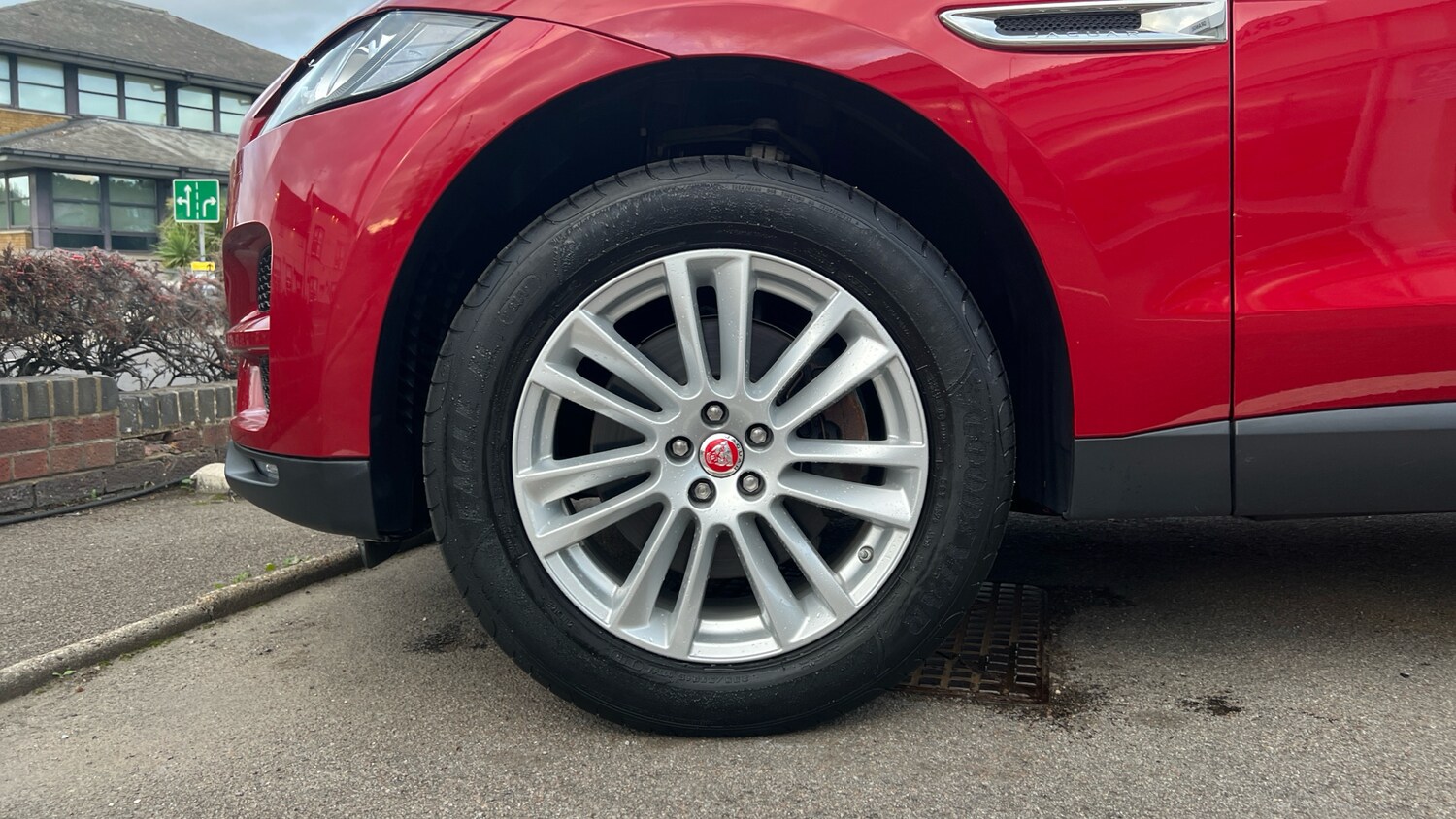 Used Jaguar F-Pace 2019 for sale - 75898975: Photo 25
