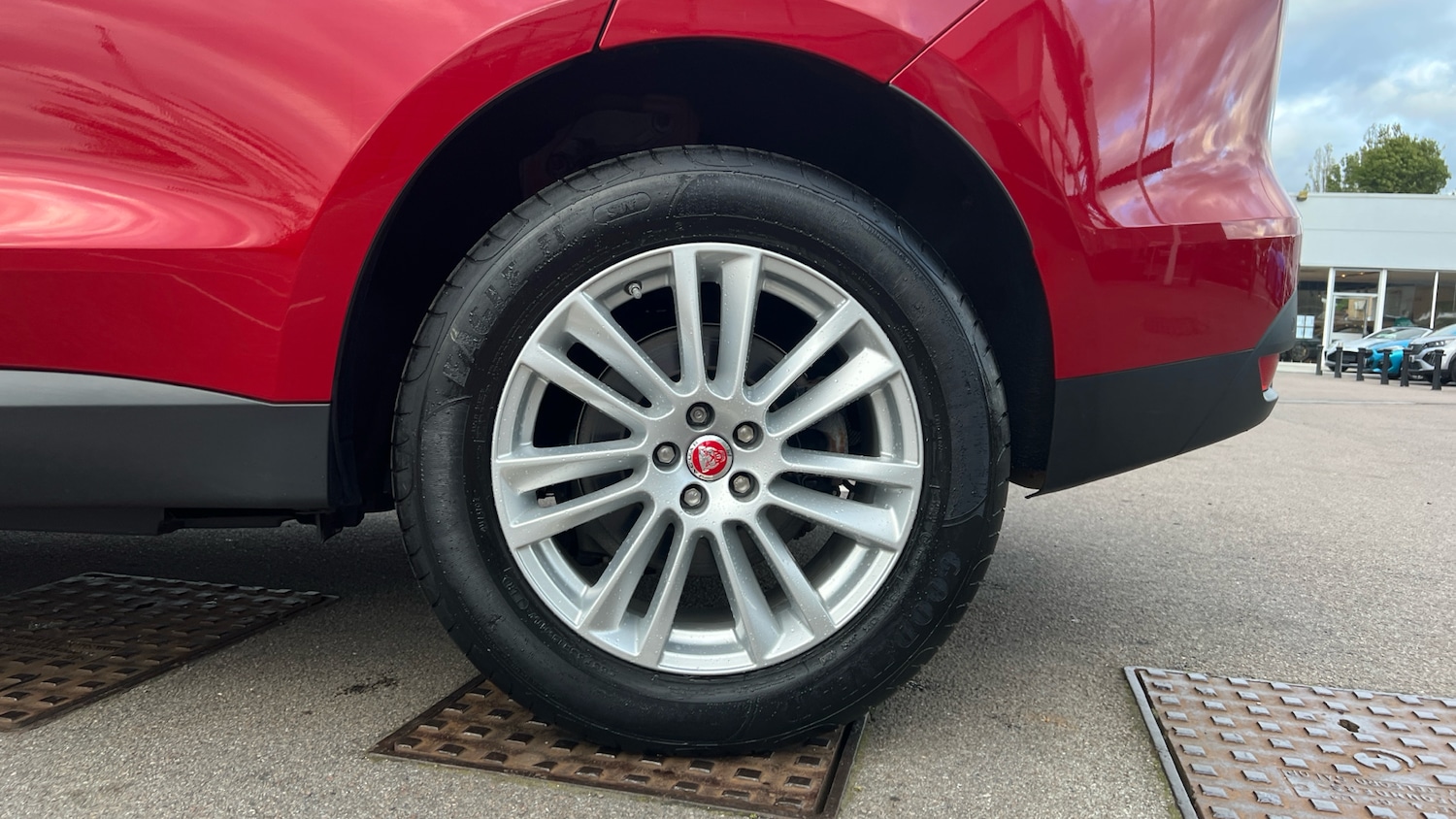 Used Jaguar F-Pace 2019 for sale - 75898975: Photo 8