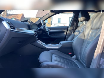 Used BMW 4 Series 2024 for sale - 77721109: Photo