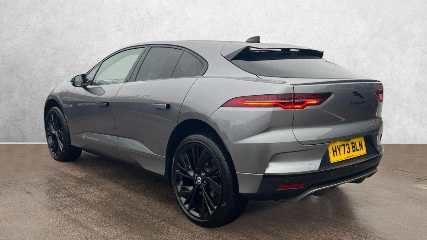 Used Jaguar I-Pace 2023 for sale - 77118366: Photo 2