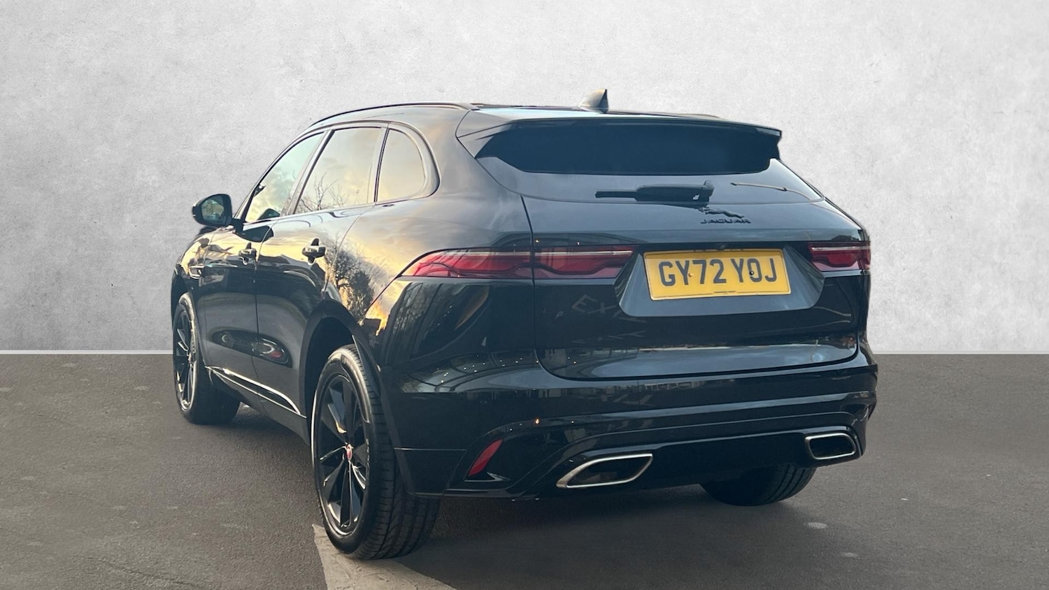Used Jaguar F-Pace 2022 for sale - 77107523: Photo 2