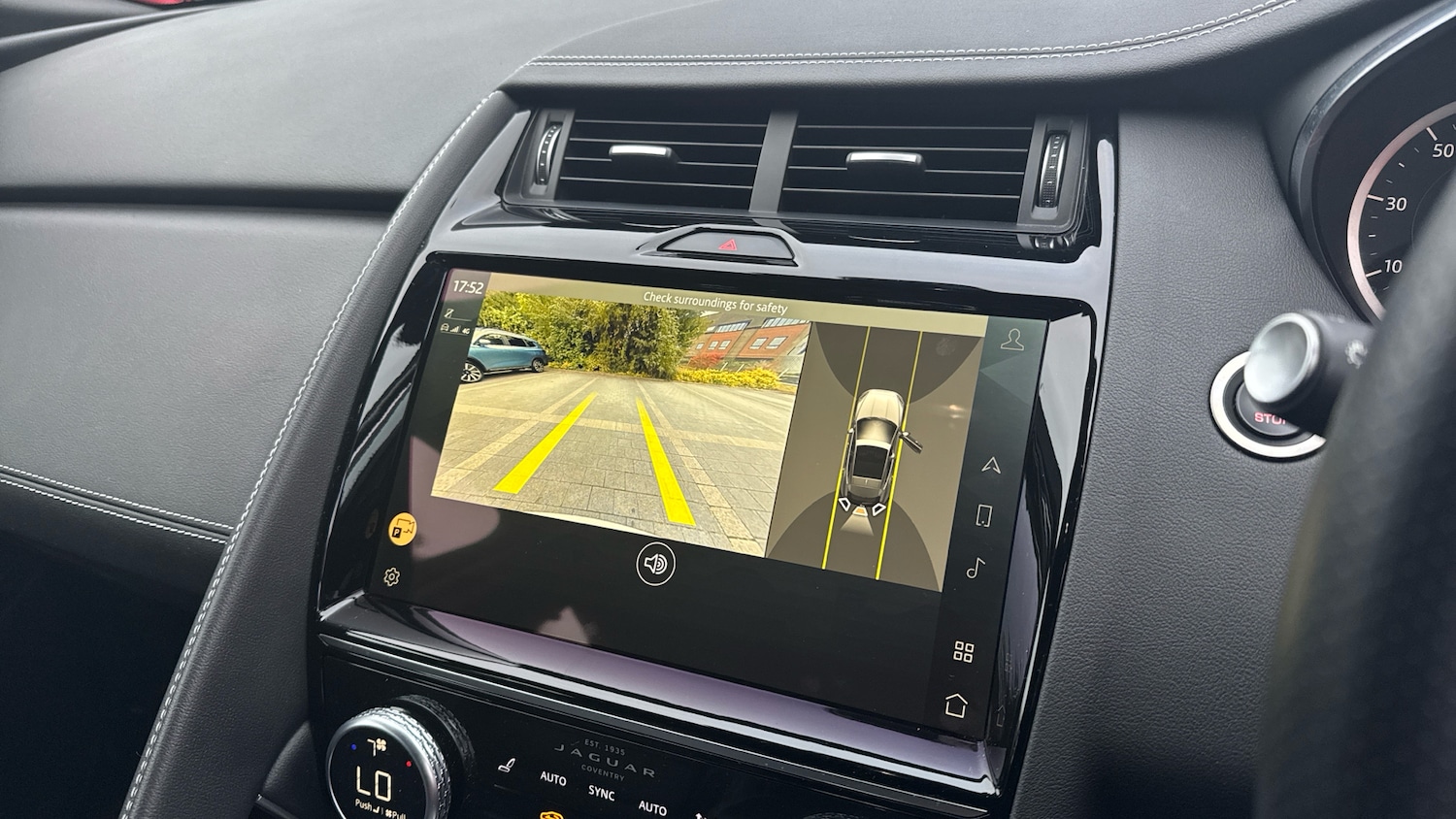 Used Jaguar E-Pace 2023 for sale - 76741018: Photo 12