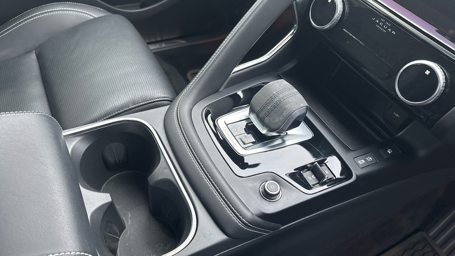 Used Jaguar E-Pace 2023 for sale - 76741018: Photo 13