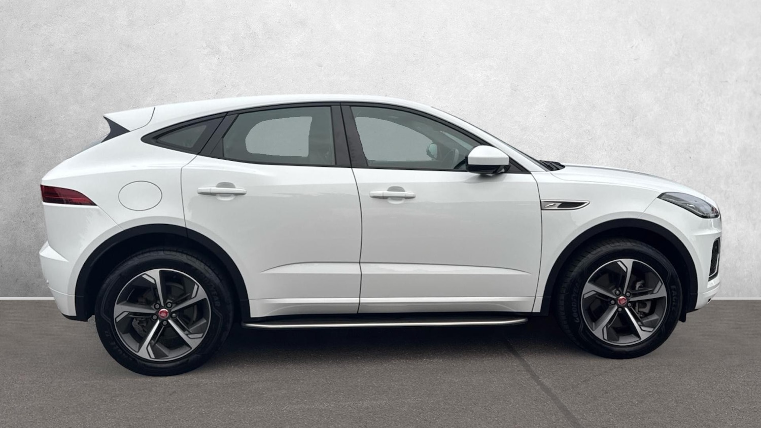 Used Jaguar E-Pace 2023 for sale - 76741018: Photo 5