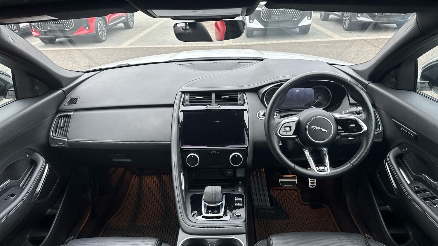 Used Jaguar E-Pace 2023 for sale - 76741018: Photo 9