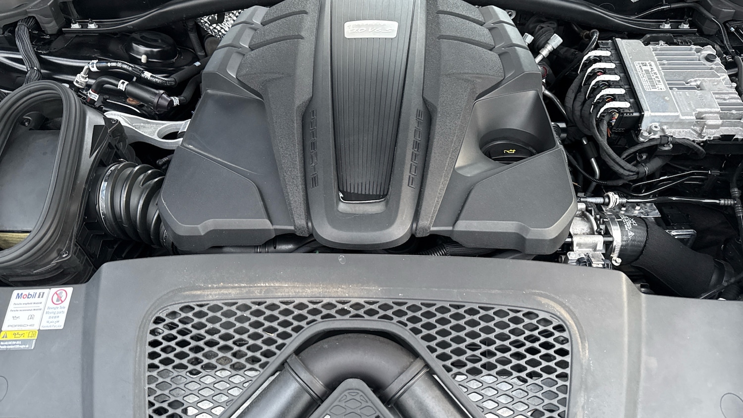 Used Porsche Macan 2019 for sale - 77329056: Photo 21