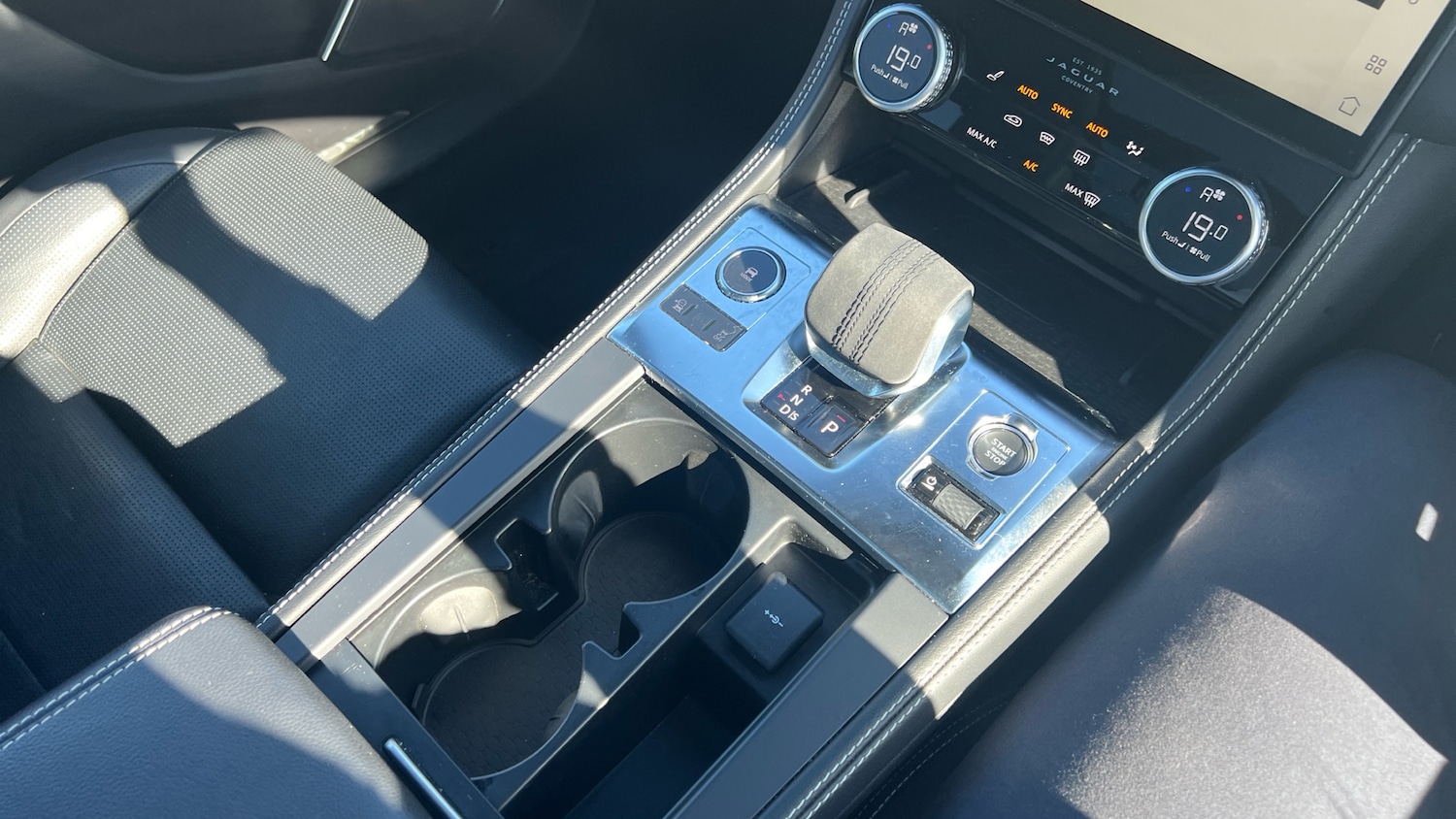 Used Jaguar F-Pace 2022 for sale - 76119558: Photo 13