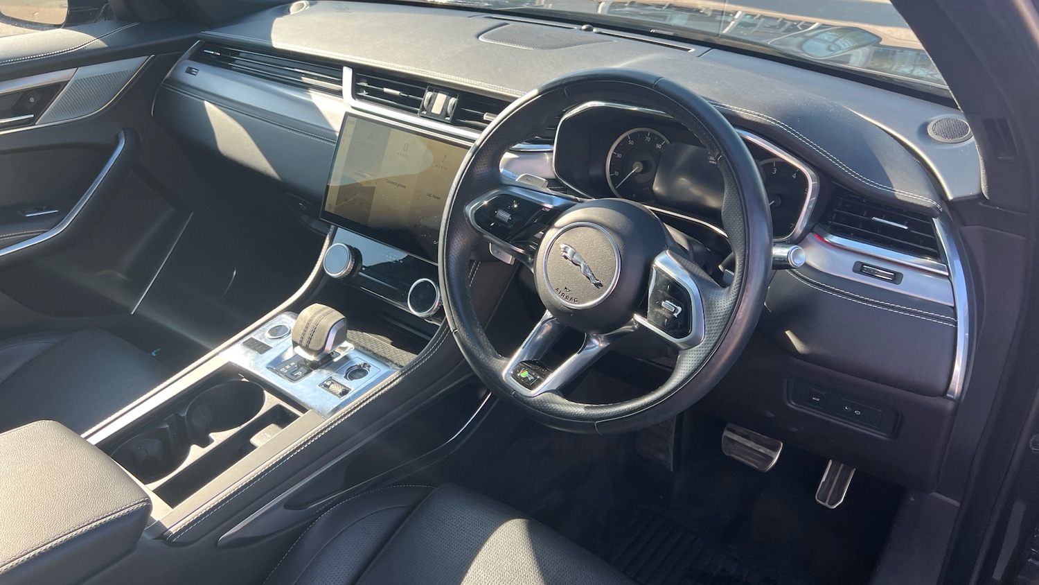 Used Jaguar F-Pace 2022 for sale - 76119558: Photo 22