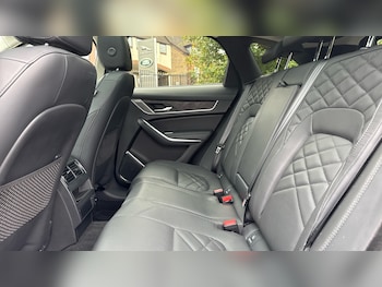 Used Jaguar F-Pace 2021 for sale - 76699578: Photo