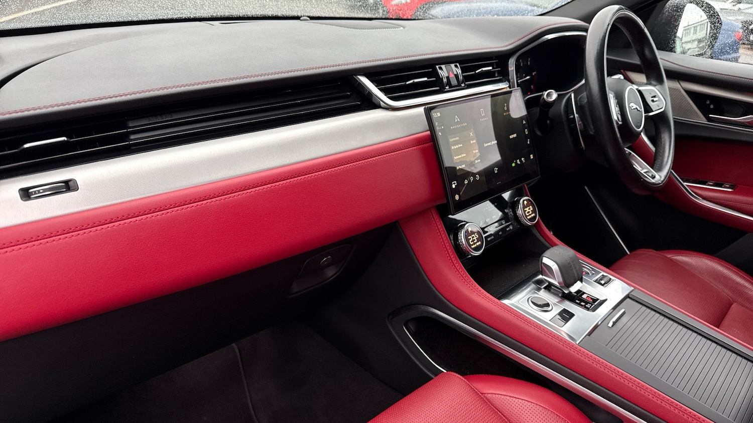 Used Jaguar F-Pace 2021 for sale - 77822129: Photo 23