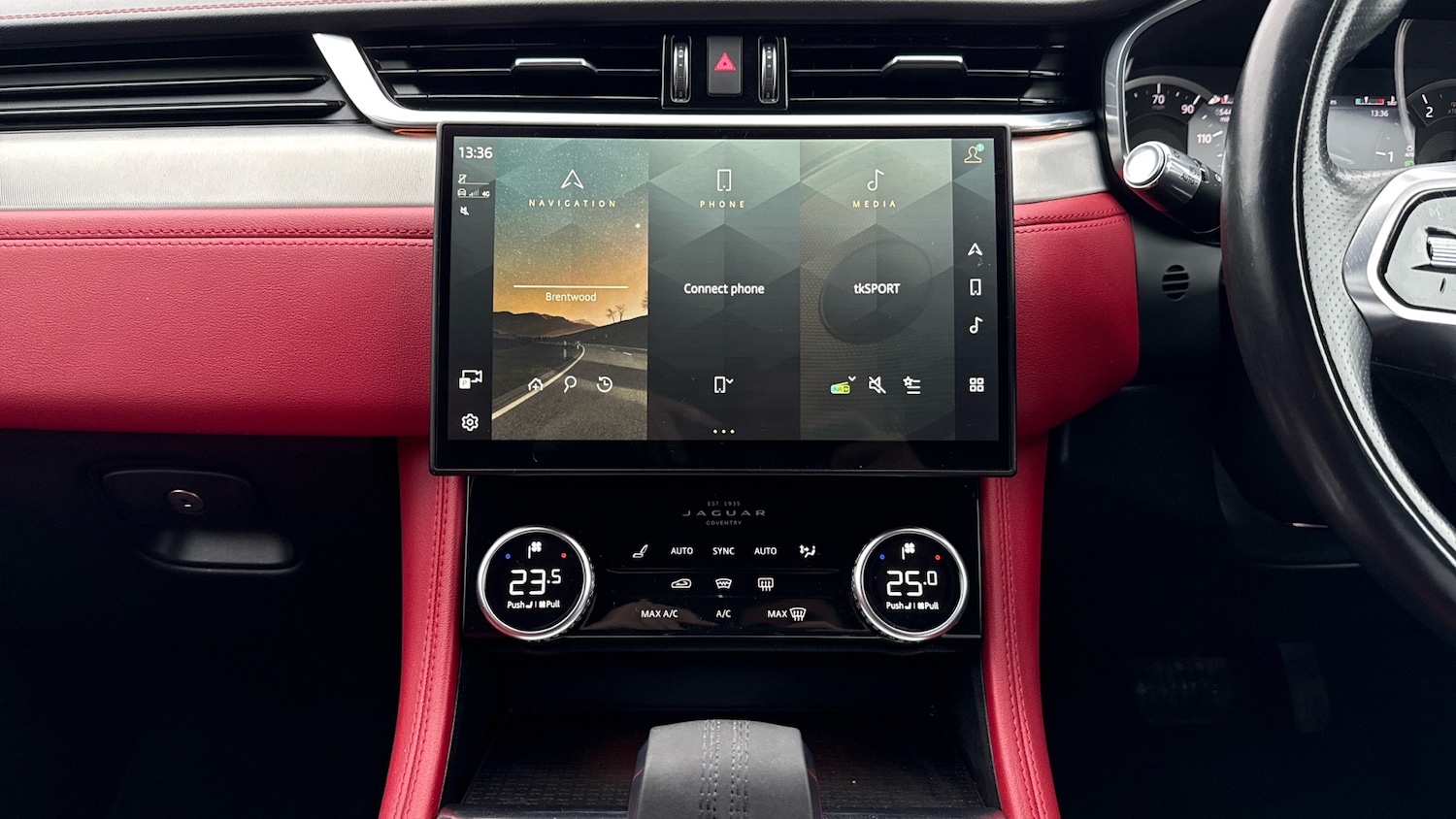 Used Jaguar F-Pace 2021 for sale - 77822129: Photo 24