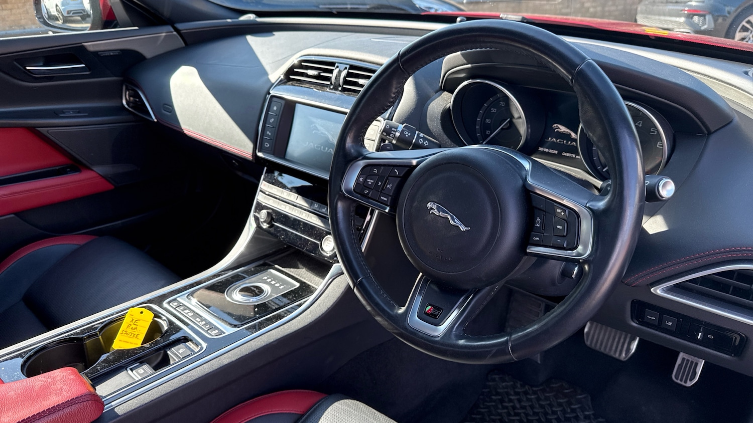 Used Jaguar XE 2016 for sale - 76119582: Photo 22