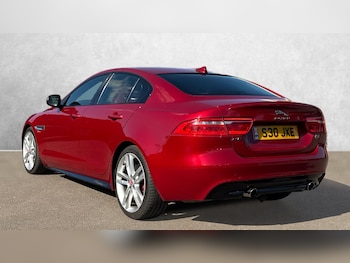 Used Jaguar XE 2016 for sale - 76119582: Photo
