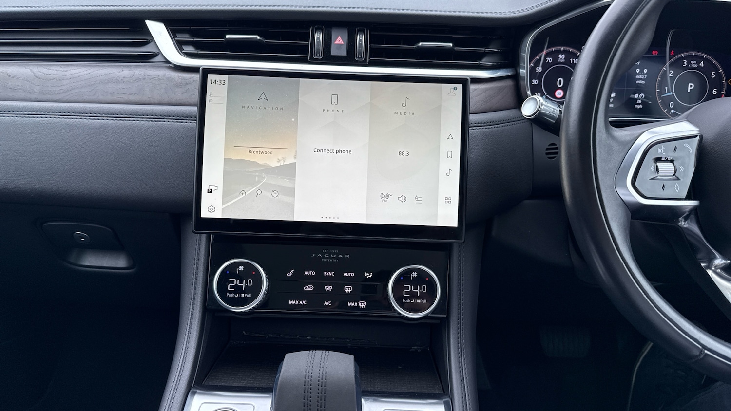 Used Jaguar F-Pace 2021 for sale - 76281294: Photo 24