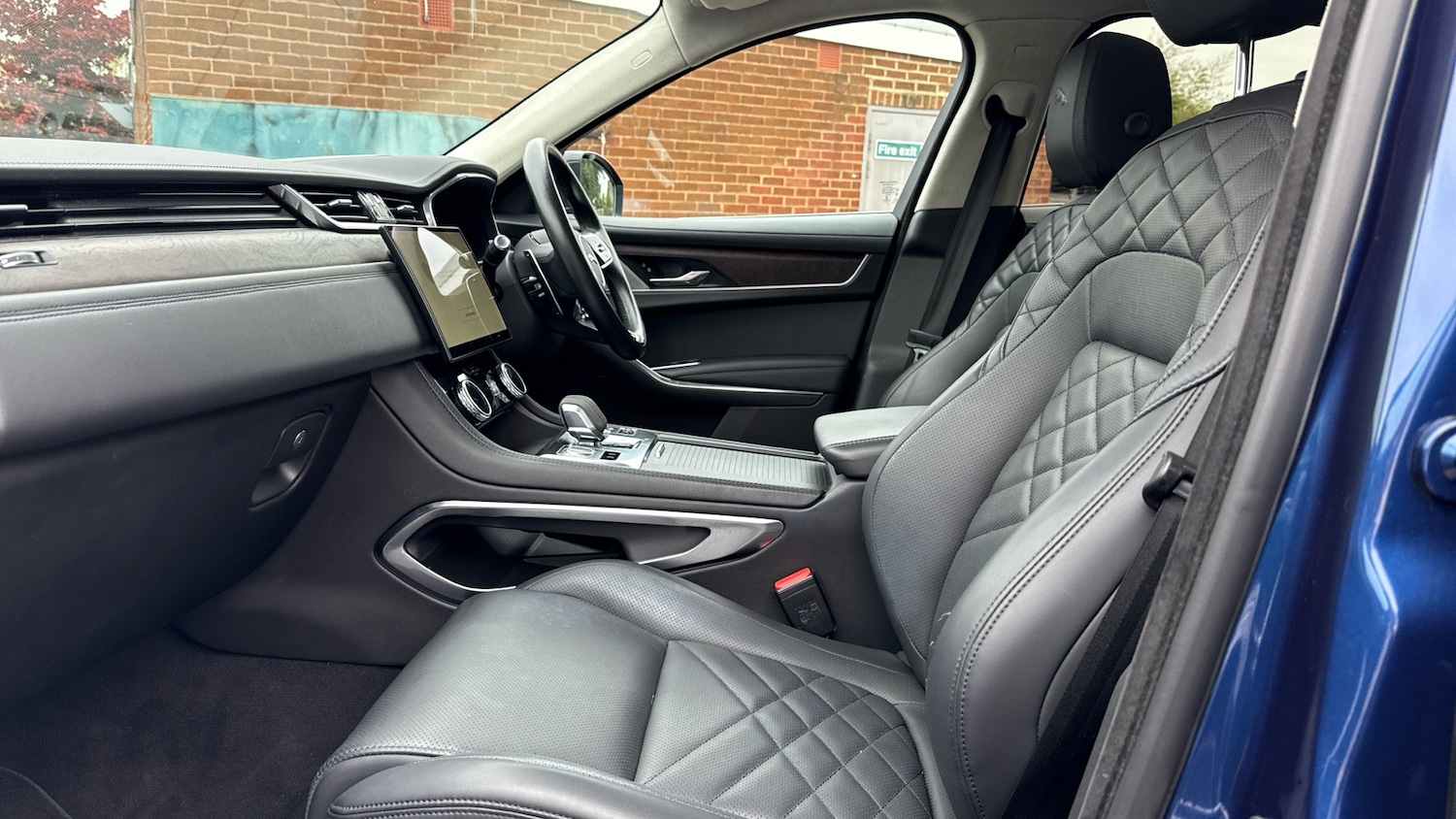 Used Jaguar F-Pace 2021 for sale - 76281294: Photo 3