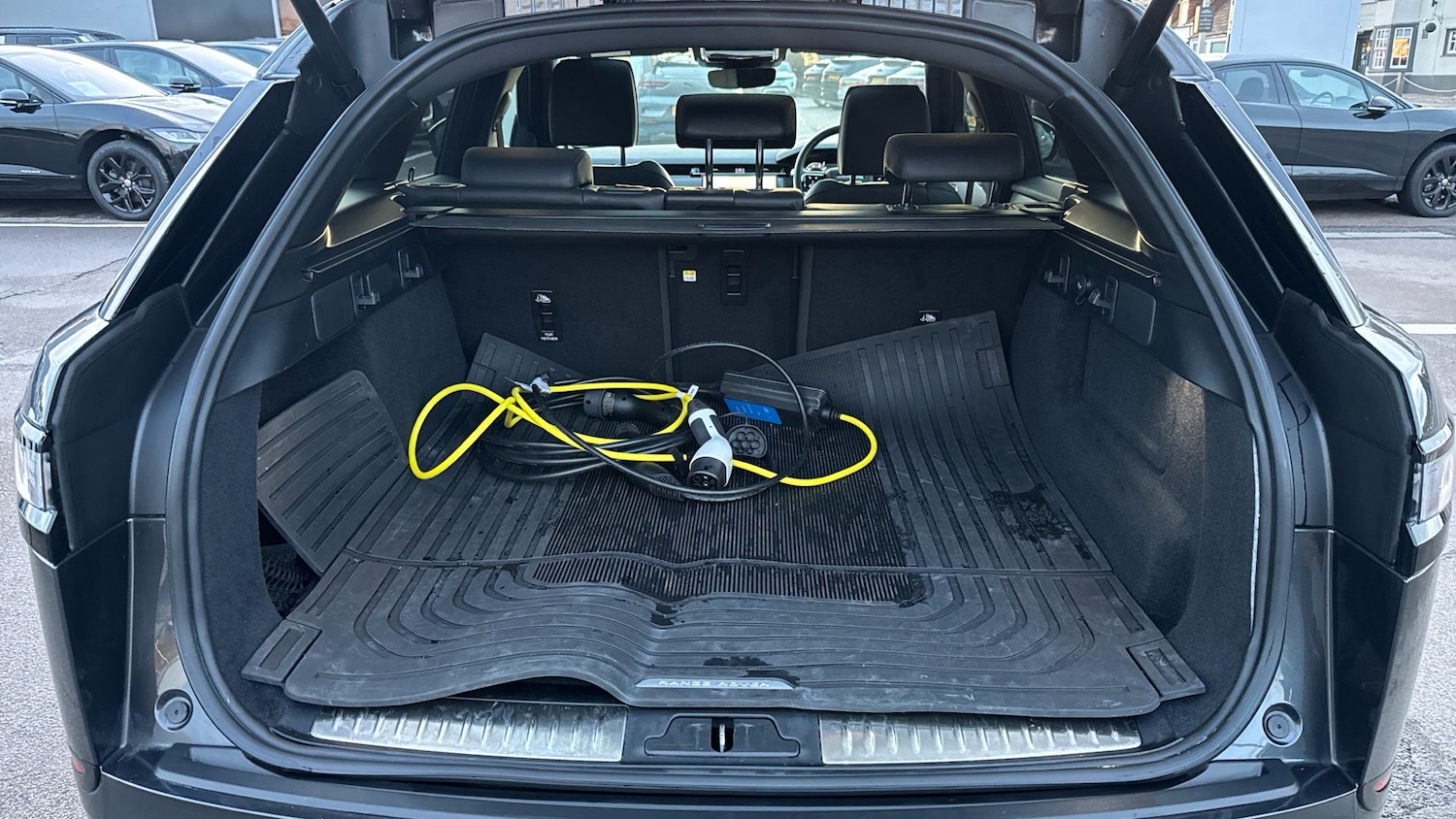 Used Land Rover Range Rover Velar 2023 for sale - 77129434: Photo 10